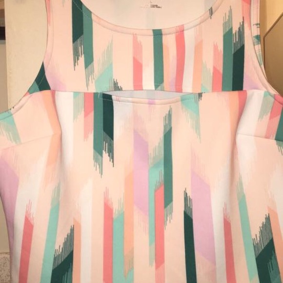 9-13 Clothes - Picture 4 of 8